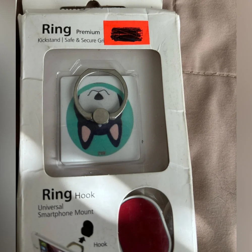 RING premium kickstand, safe and secure,‎ universal smart phone mount